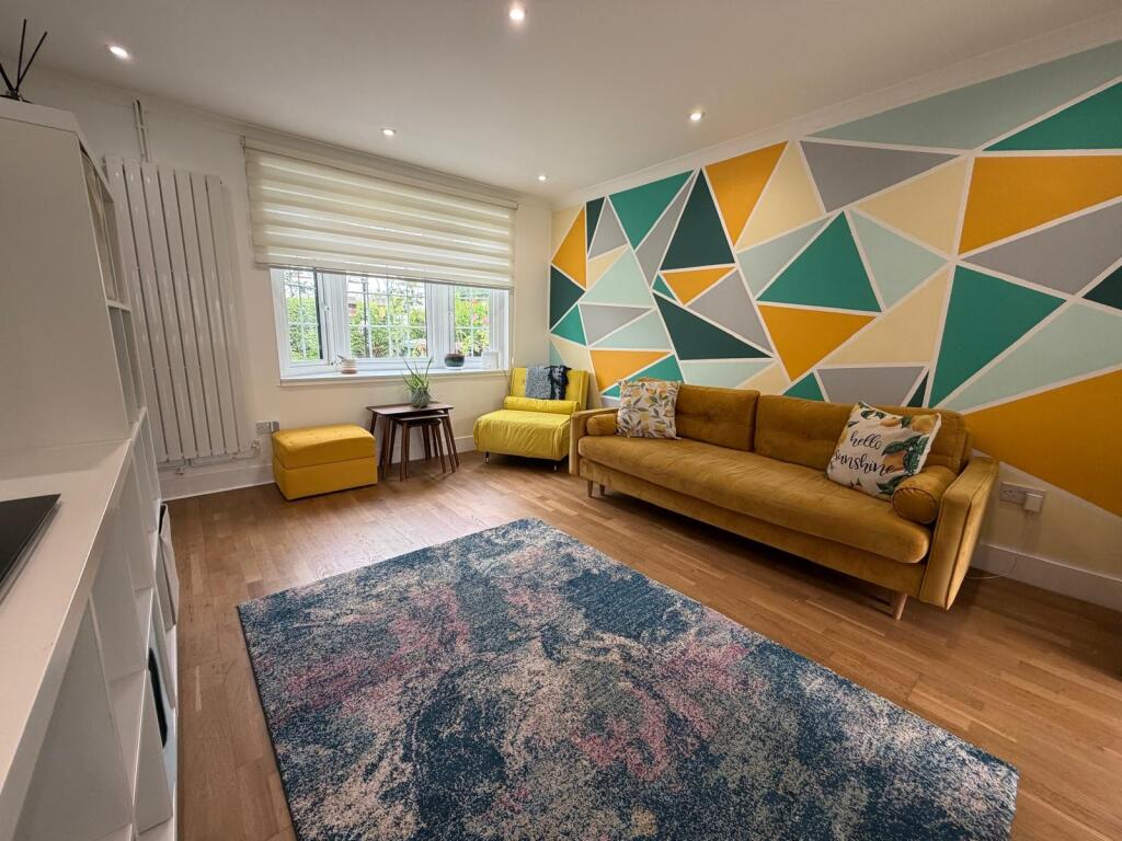 House in Borehamwood, Elstree and Borehamwood - View 4