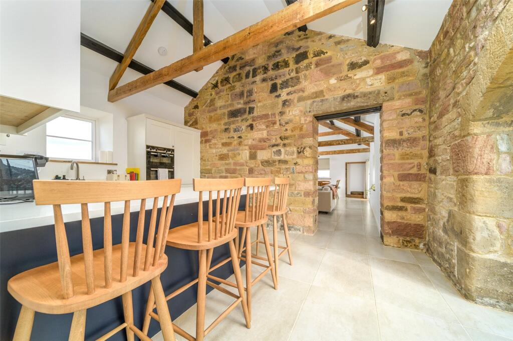 The Old Smithy, Seaton Point, Boulmer, Northumberland, NE66 photo 4