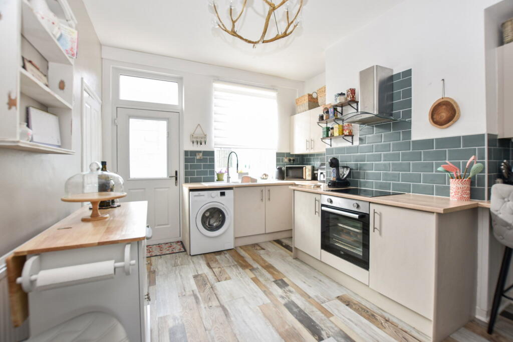 House in Wakefield - View 3