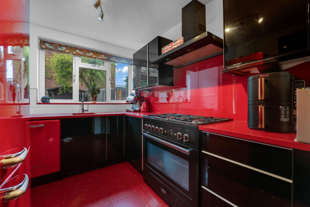 House in Leicester, City of Leicester - More
