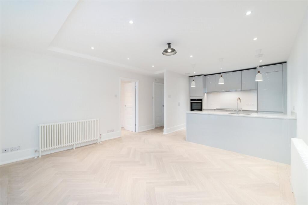 Main image of property: Earlham Street, Covent Garden, WC2H