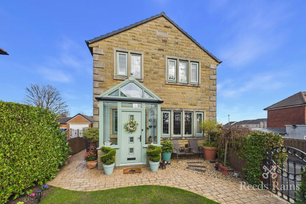 Main image of property: Edge Lane, Dewsbury, West Yorkshire, WF12
