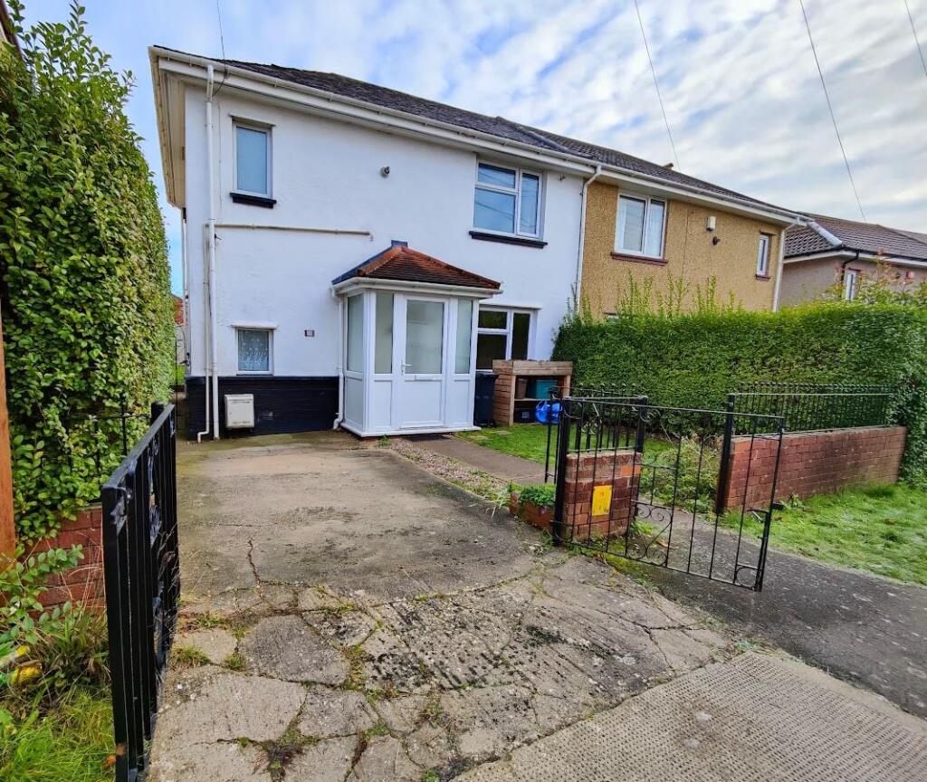 Main image of property: Queensdale Crescent, Bristol