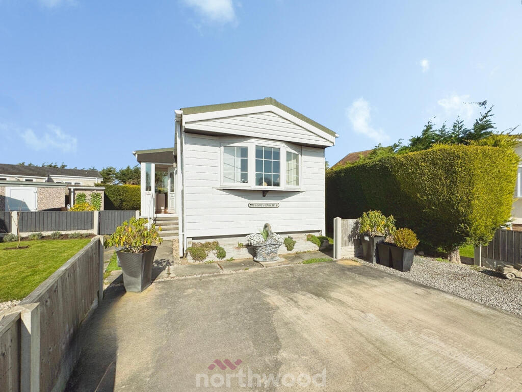 Main image of property: Palm Grove Court, Thorne, DN8