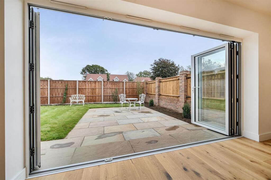 House in Arun, Aldwick - View 4