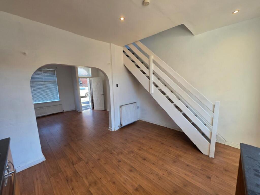 House in Tameside, Greater Manchester - View 5