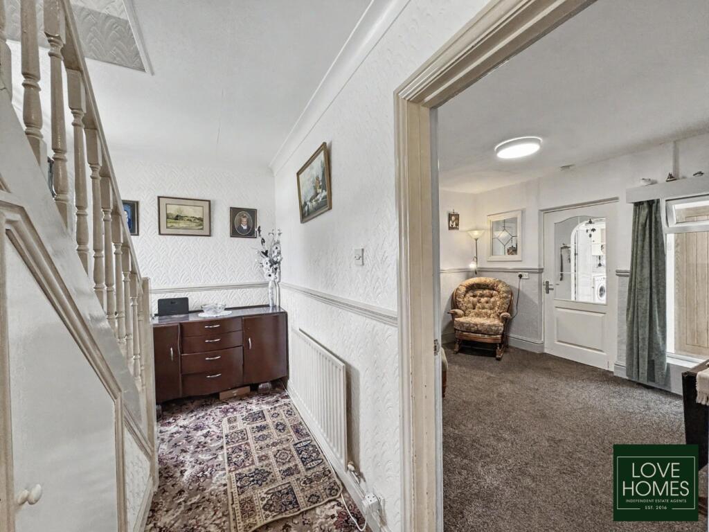 House in Wyre, Garstang - More