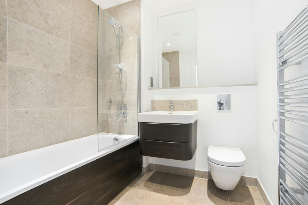 Apartment in London - More
