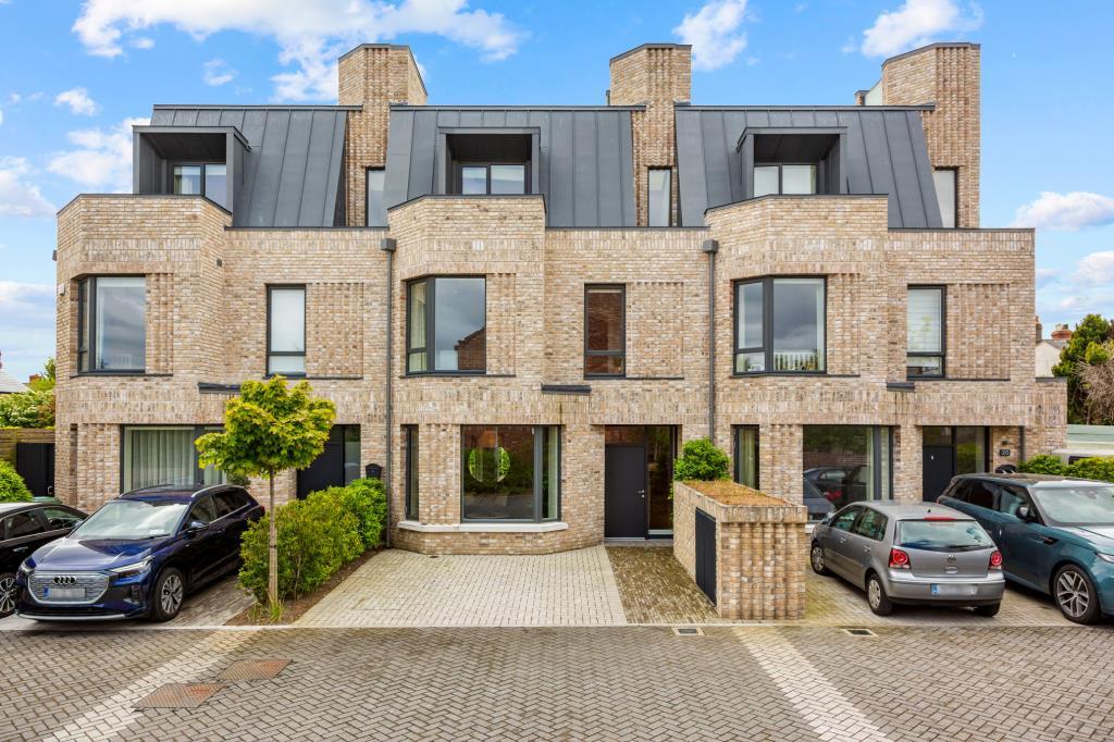 Main image of property: 19 Annesley Gardens, Ranelagh, Dublin 6, D06 V1Y2