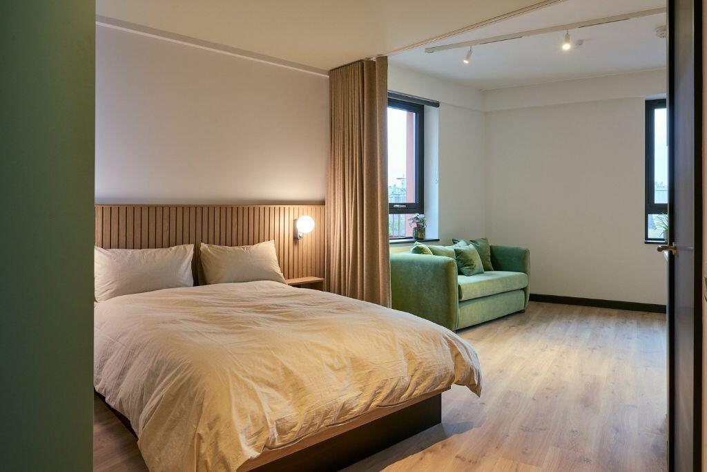 Main image of property: Blackhorse Lane, London, E17