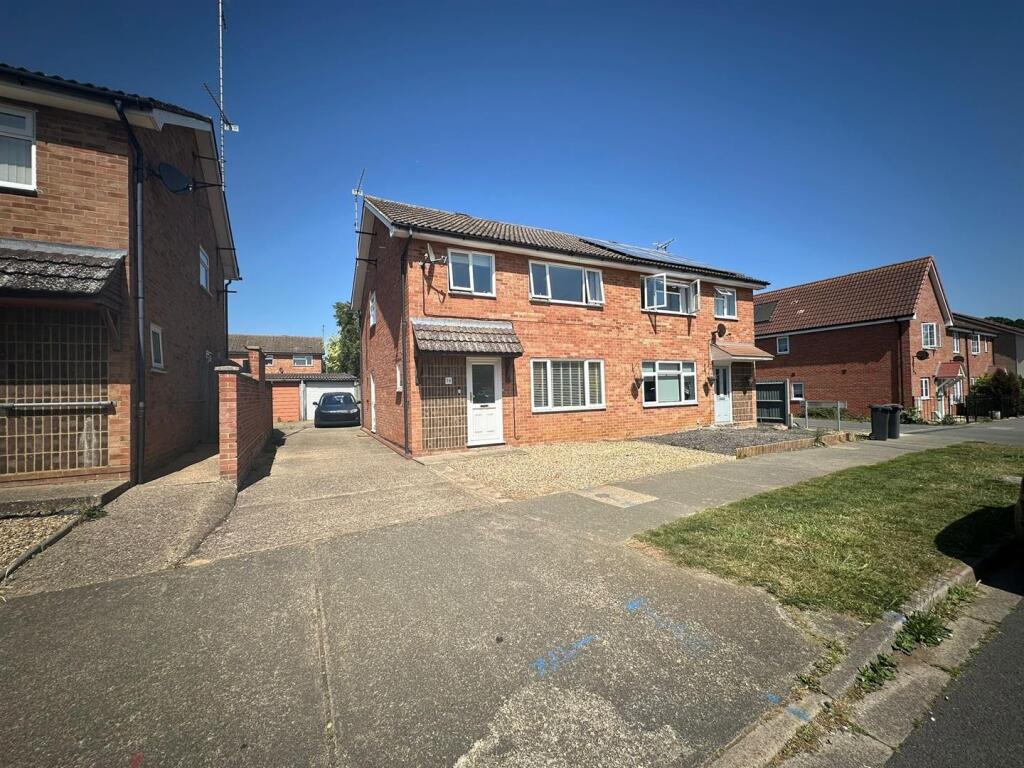 3-bed semi-detached on St. Marys Road, Stowmarket, £250,000