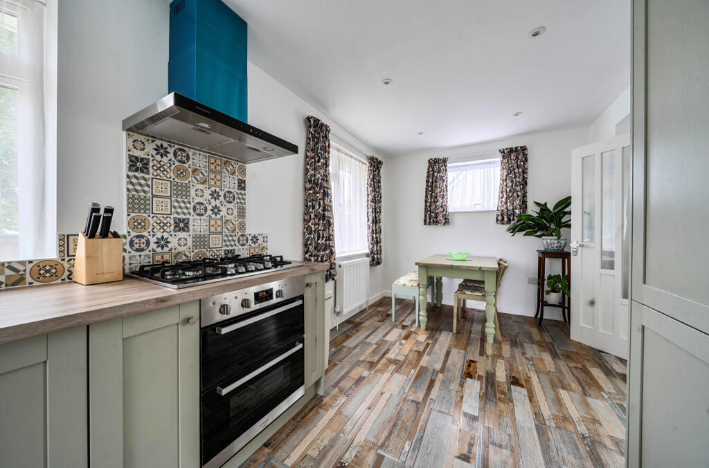 House in Burnham-on-Sea - More