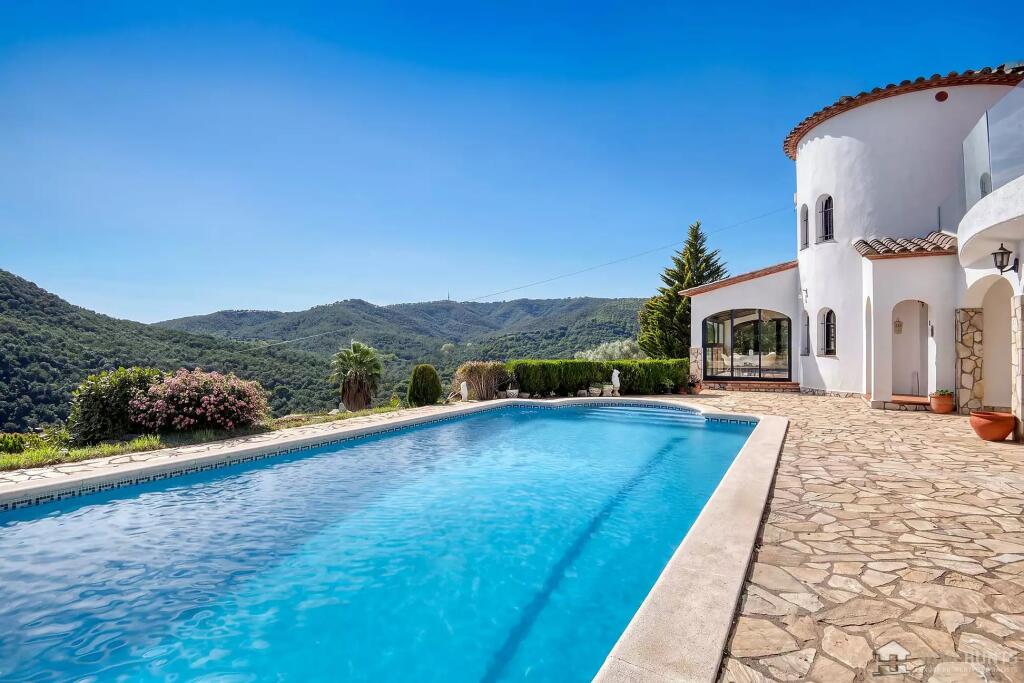 Main image of property: Catalonia, Girona, Calonge