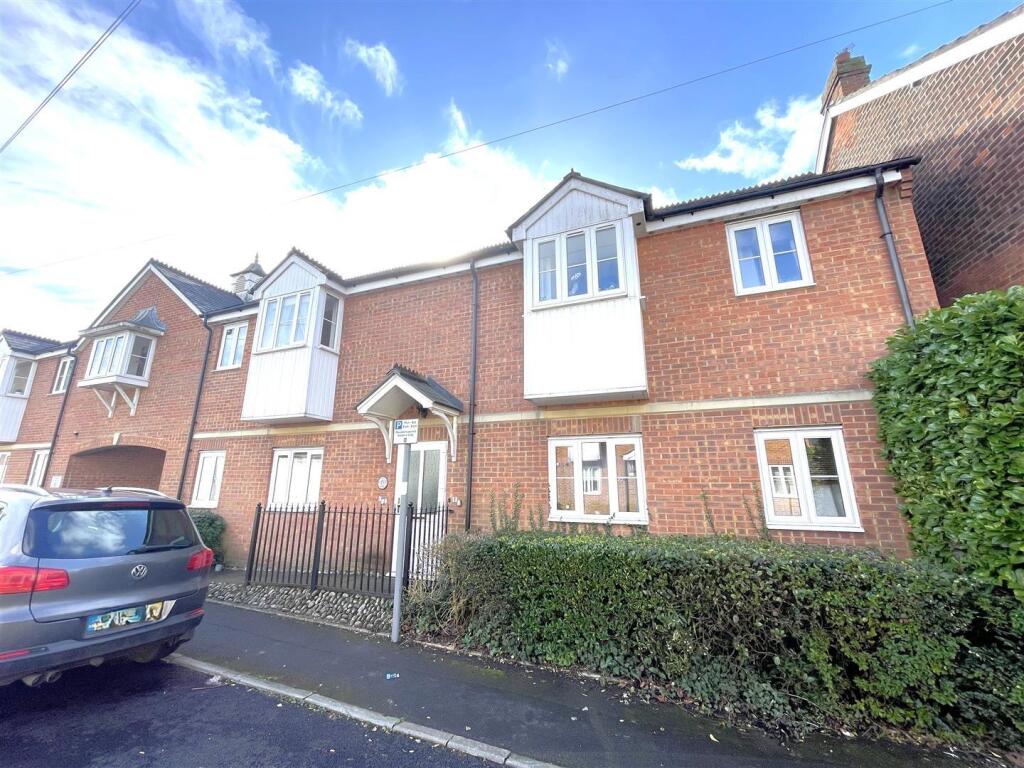 Main image of property: Windsor Road, Salisbury