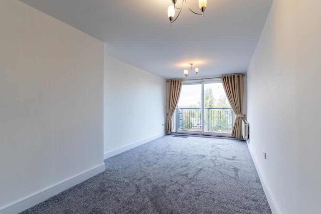 Apartment in Dartford - View 2