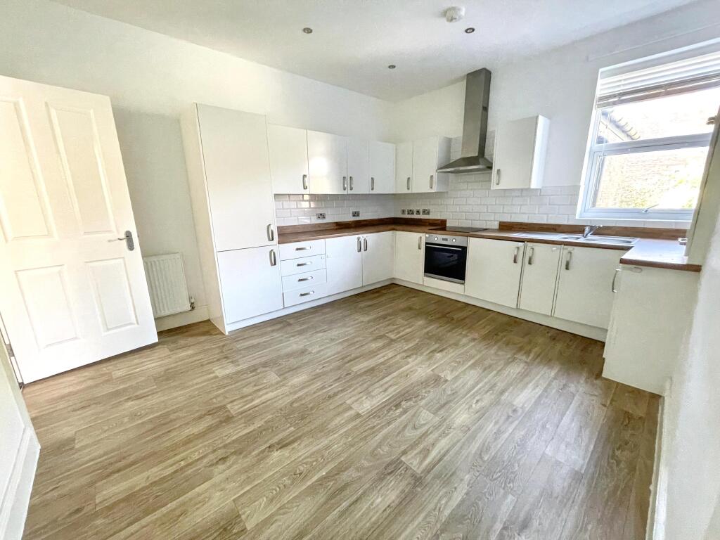 Apartment in Nottingham - View 3