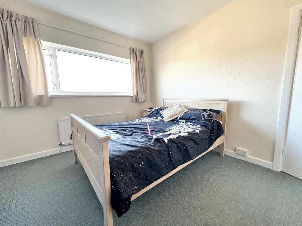 Saltdean Vale, Saltdean, BN2 8HF - More