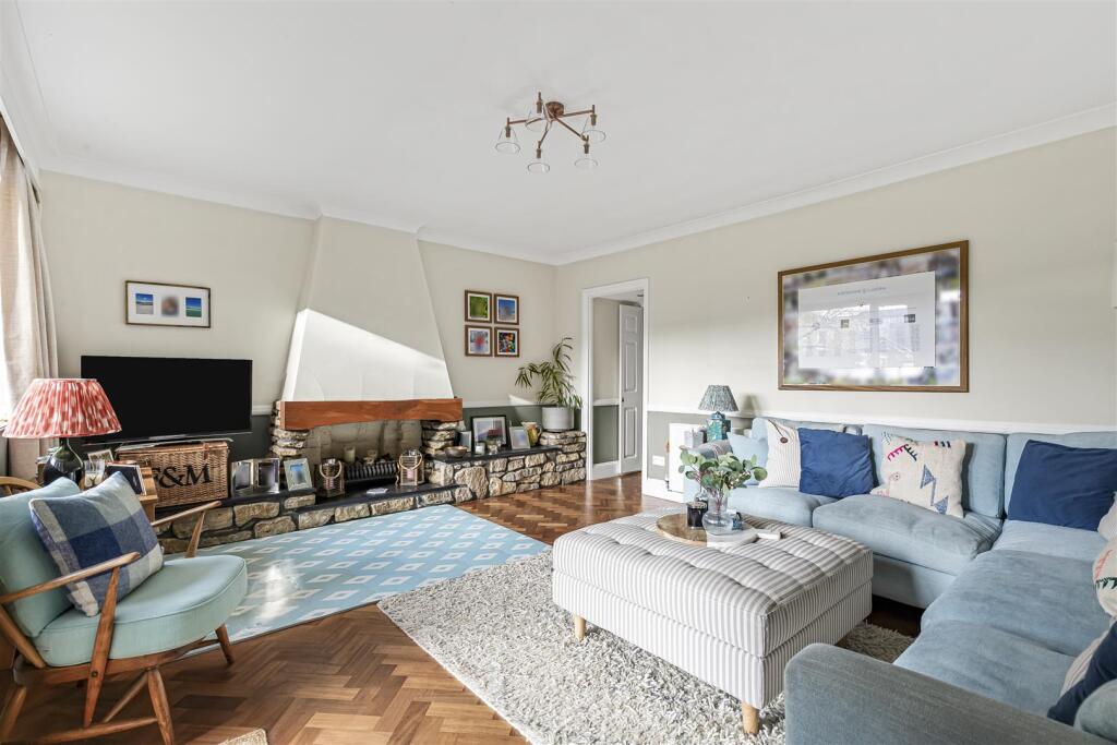 Main image of property: St Johns Avenue, London