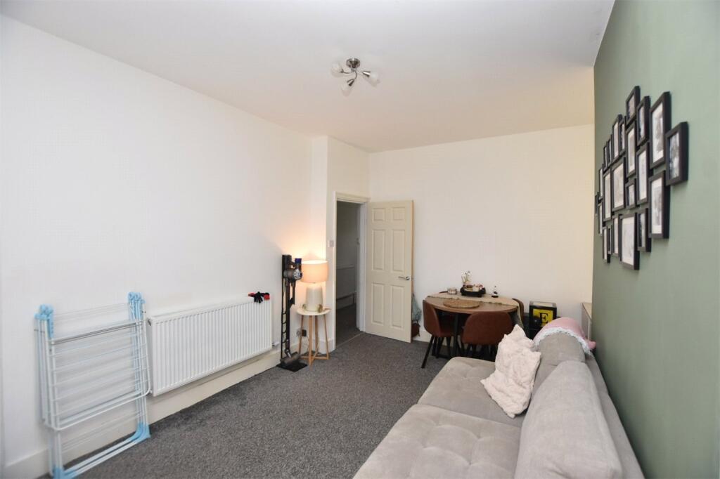 Newton Street, Darwen, Lancashire, BB3 photo 3