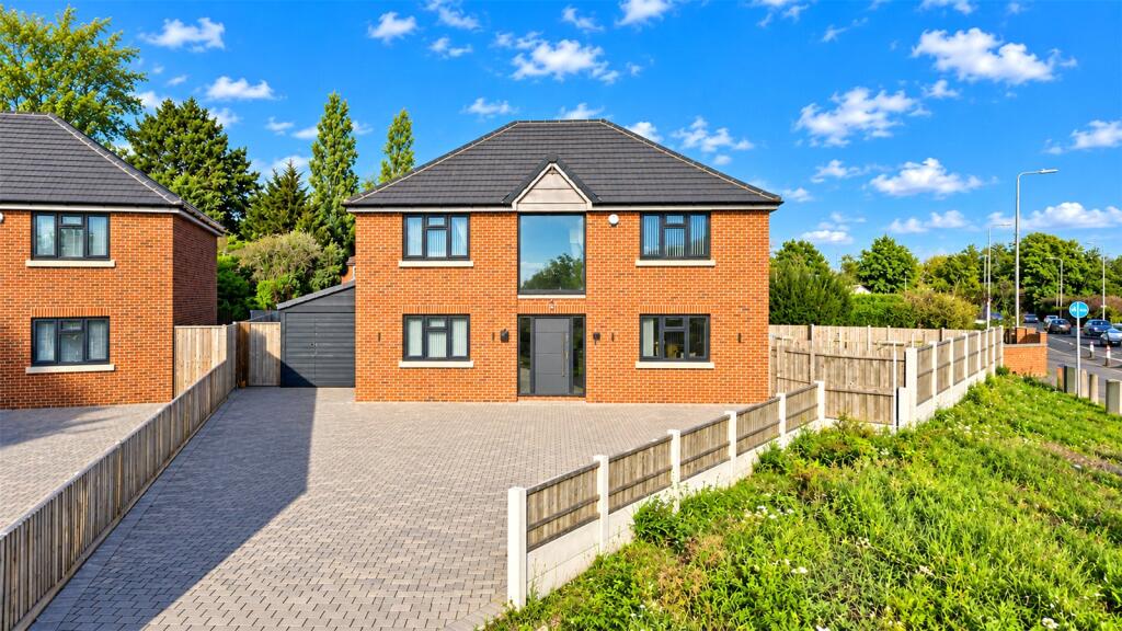 Main image of property: Old Bath Road, Calcot, Reading, Berkshire, RG31