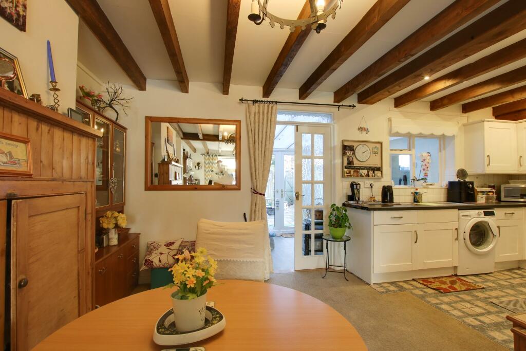 House in Fareham, Portchester - View 4