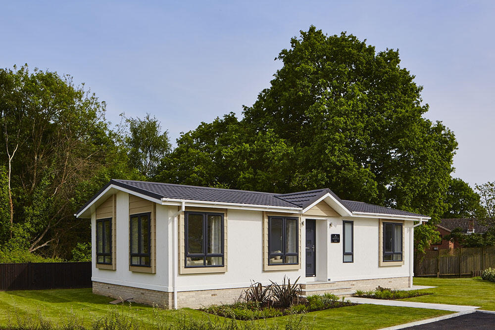 Main image of property: St Regis Park, Bassetsbury Lane, High Wycombe, Buckinghamshire, HP11 1WS