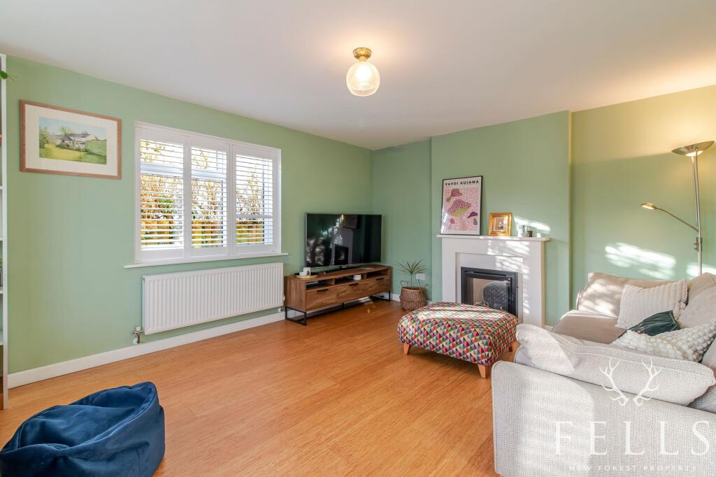 East View Road, Ringwood, BH24 photo 2