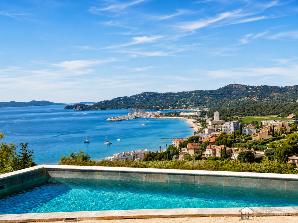 Main image of property: Provence-Alps-Cote d`Azur, Var, Le Lavandou