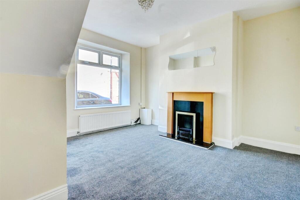 Clarendon Street, Consett, County Durham, DH8 photo 4