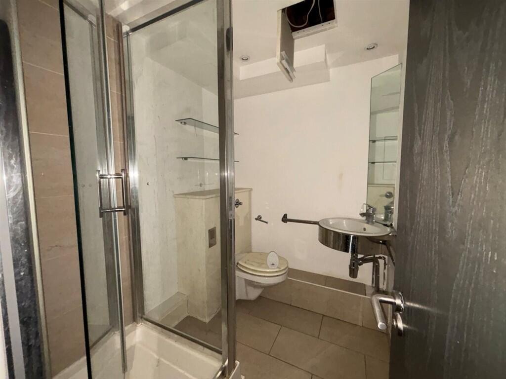 Apartment in London - View 2