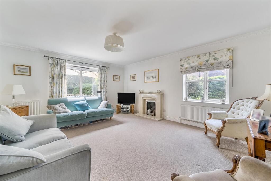 House in Dover, Selson, Eastry - View 4