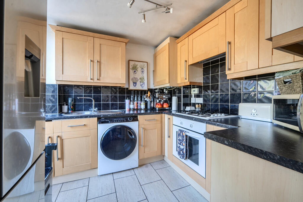 House in Hemel Hempstead, Chesham - More