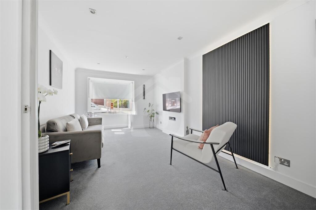 House in Leicester - View 3
