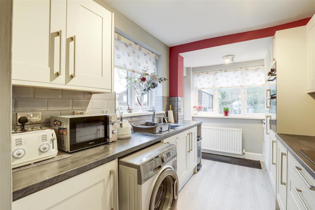 House in Nottingham, Beardall Fields, Hucknall - View 6