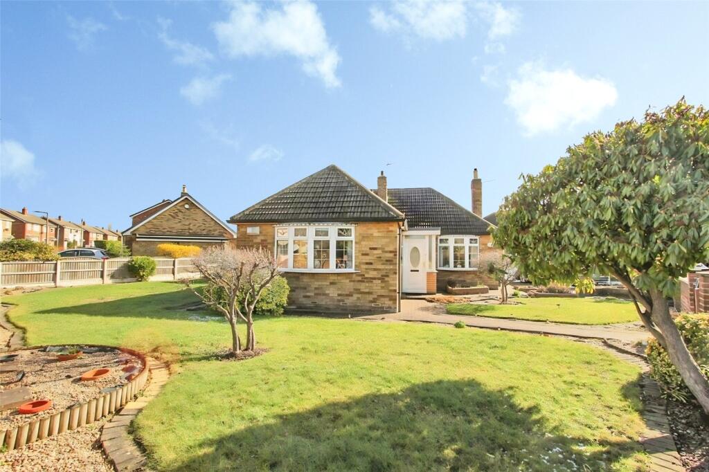 House in Doncaster, Edenthorpe - More