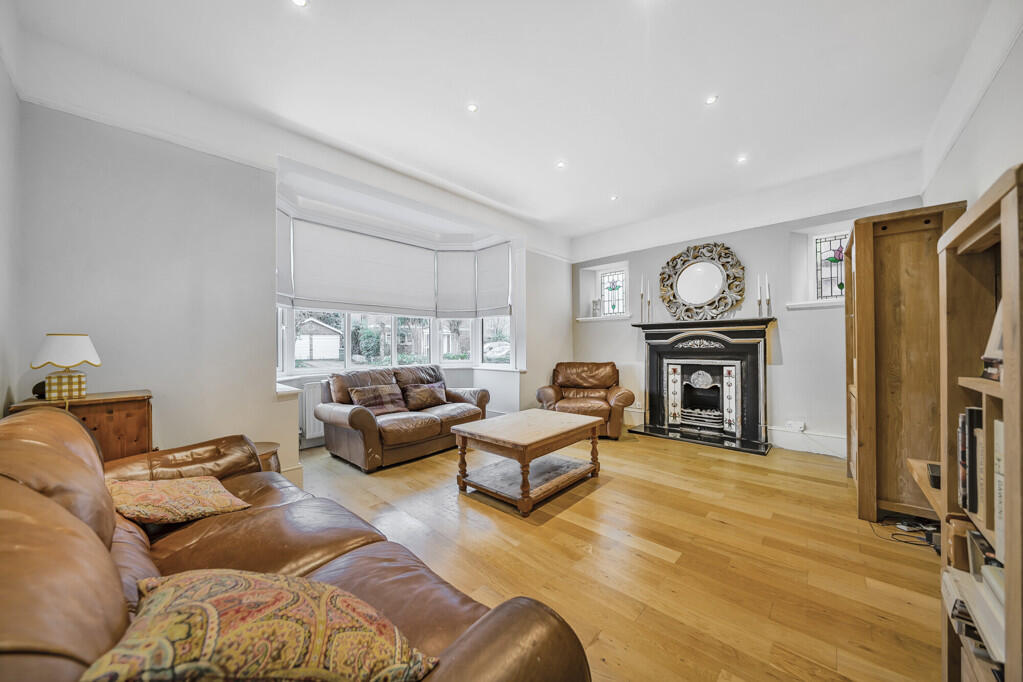 Lake Avenue, Bromley photo 2