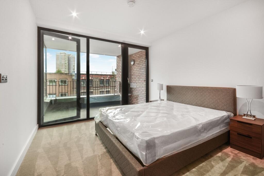 Apartment in London - View 2