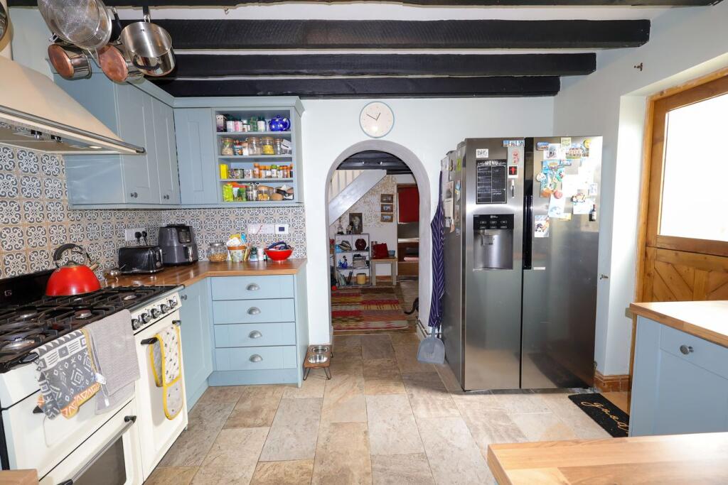House in Cardiff, Llantwit Major - More