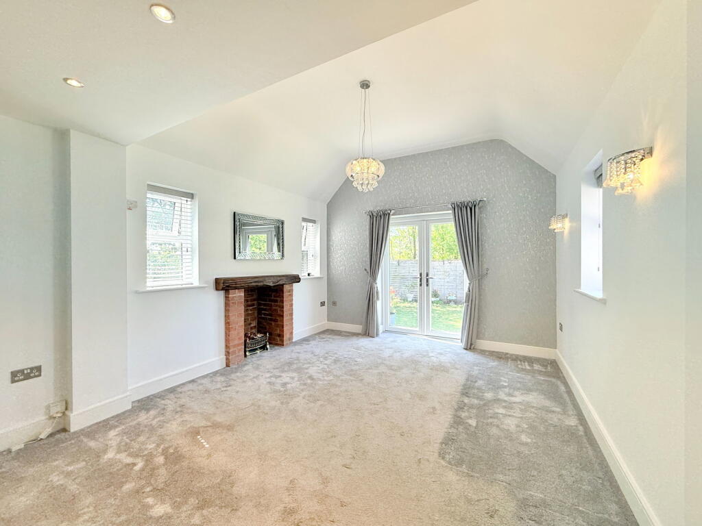 House in Bromsgrove, Beoley - View 3