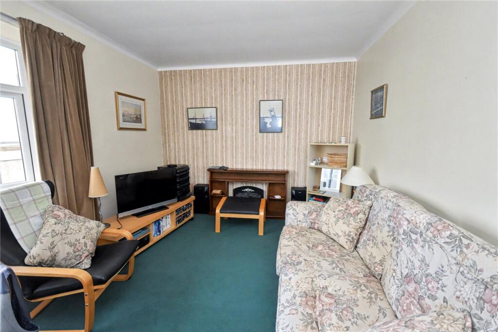 Chapel Row, Seahouses, Northumberland, NE68 photo 2