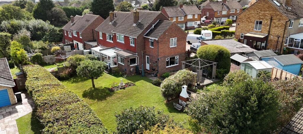 Fairlight Close, Bexhill-On-Sea photo 2