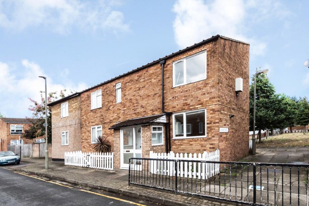 Evesham Way, London, Greater London, SW11 5QX photo 2