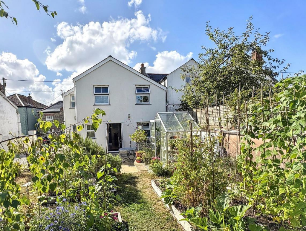 House in Truro - View 4