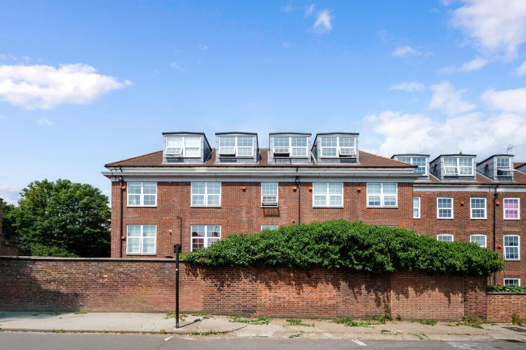 Main image of property: Middlesex Court, Glenhurst Road TW8