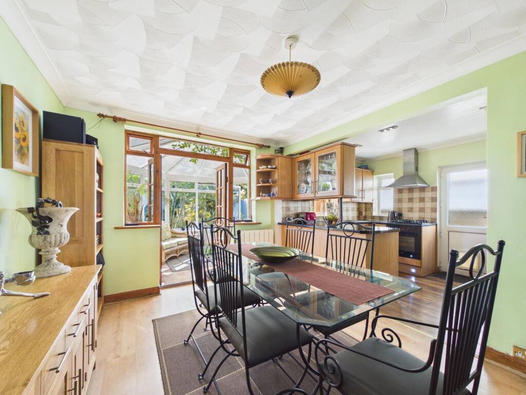 House in Worthing, West Sussex - View 4
