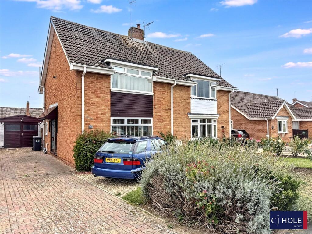 Main image of property: Chosen Way, Hucclecote, Gloucester, GL3