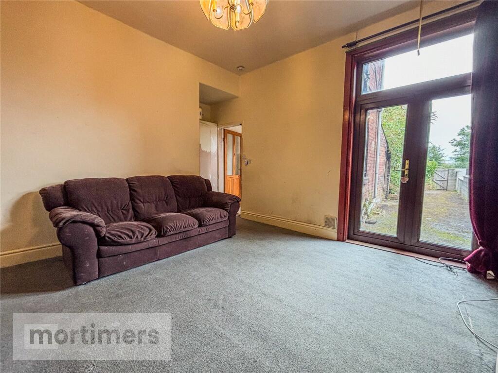 House in Blackburn, Wensley Fold - More