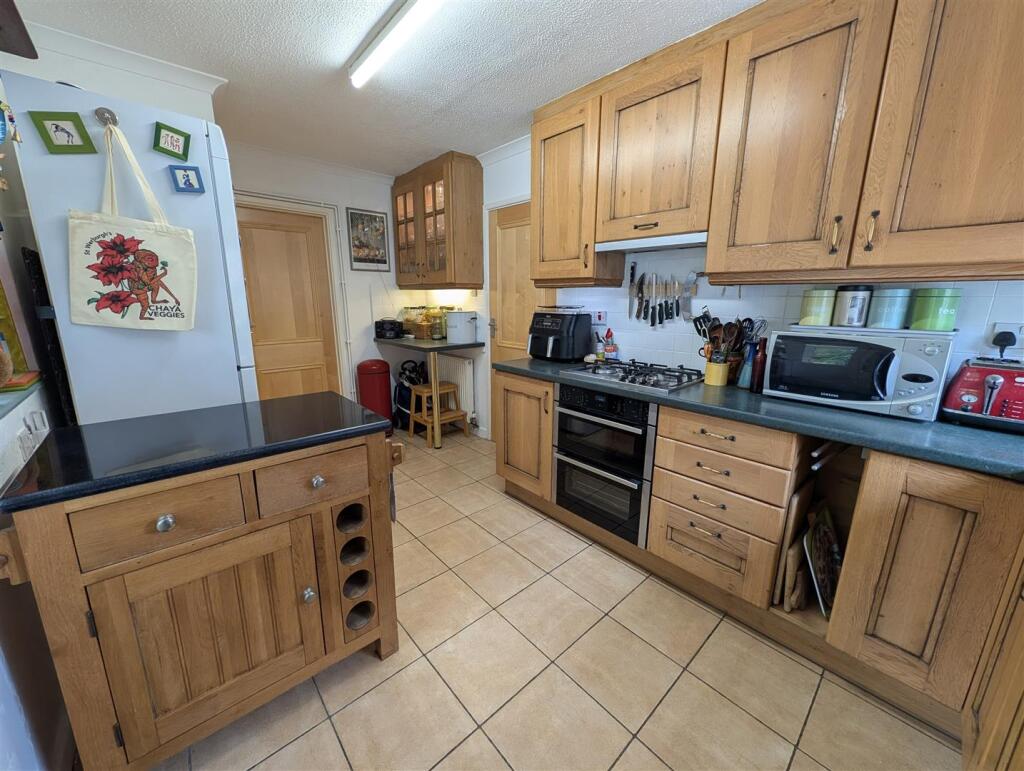 House in Ipswich - View 5