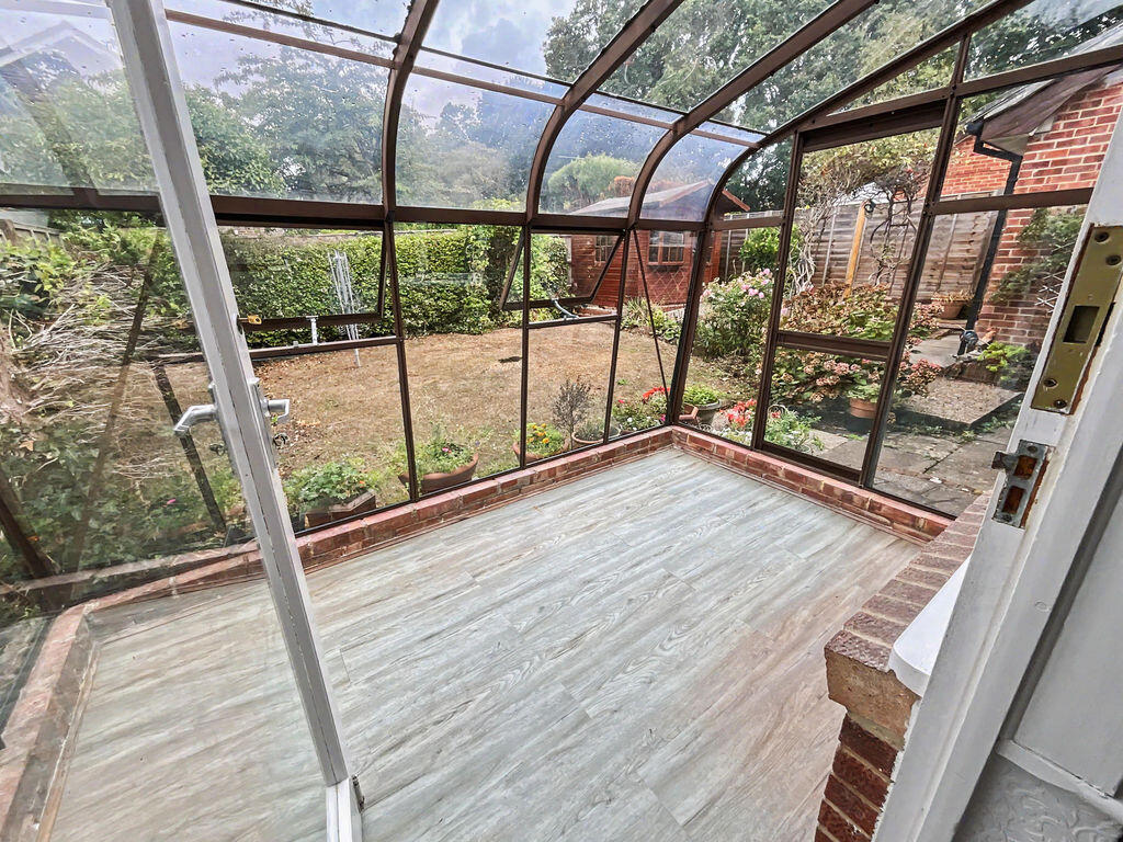 House in New Forest, Neacroft, Bransgore - View 4