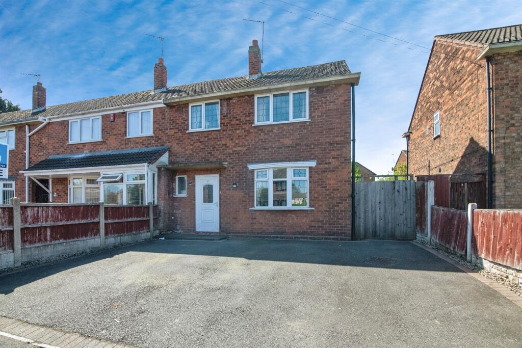 4-bed terraced on Lichfield Street, Tipton, £230,000